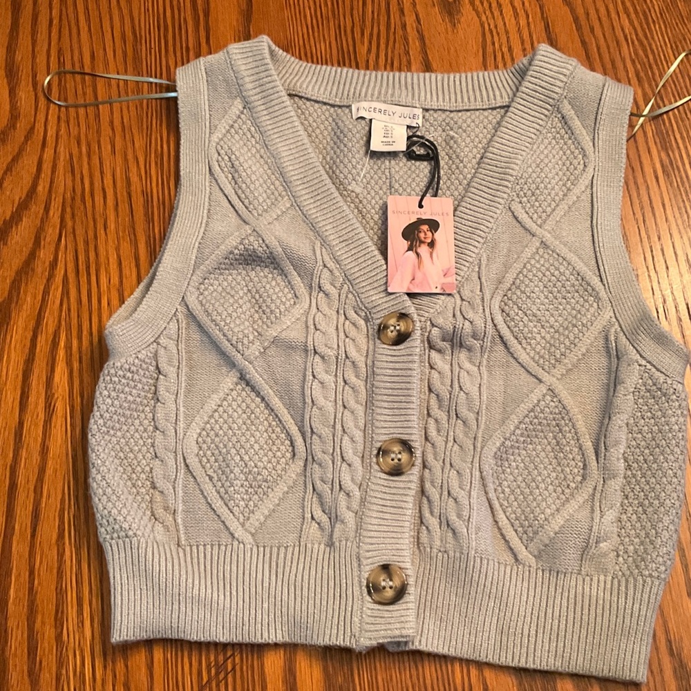 Sweater Vest